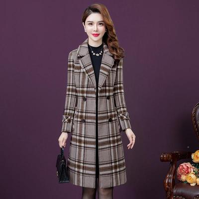 年时收尚格子QAI中长款毛呢冬外套新款女季气质扣腰双排呢子大衣