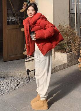 本命新年红色围巾行绒羽绒服女款202冬季b001-M16今年流时尚洋气