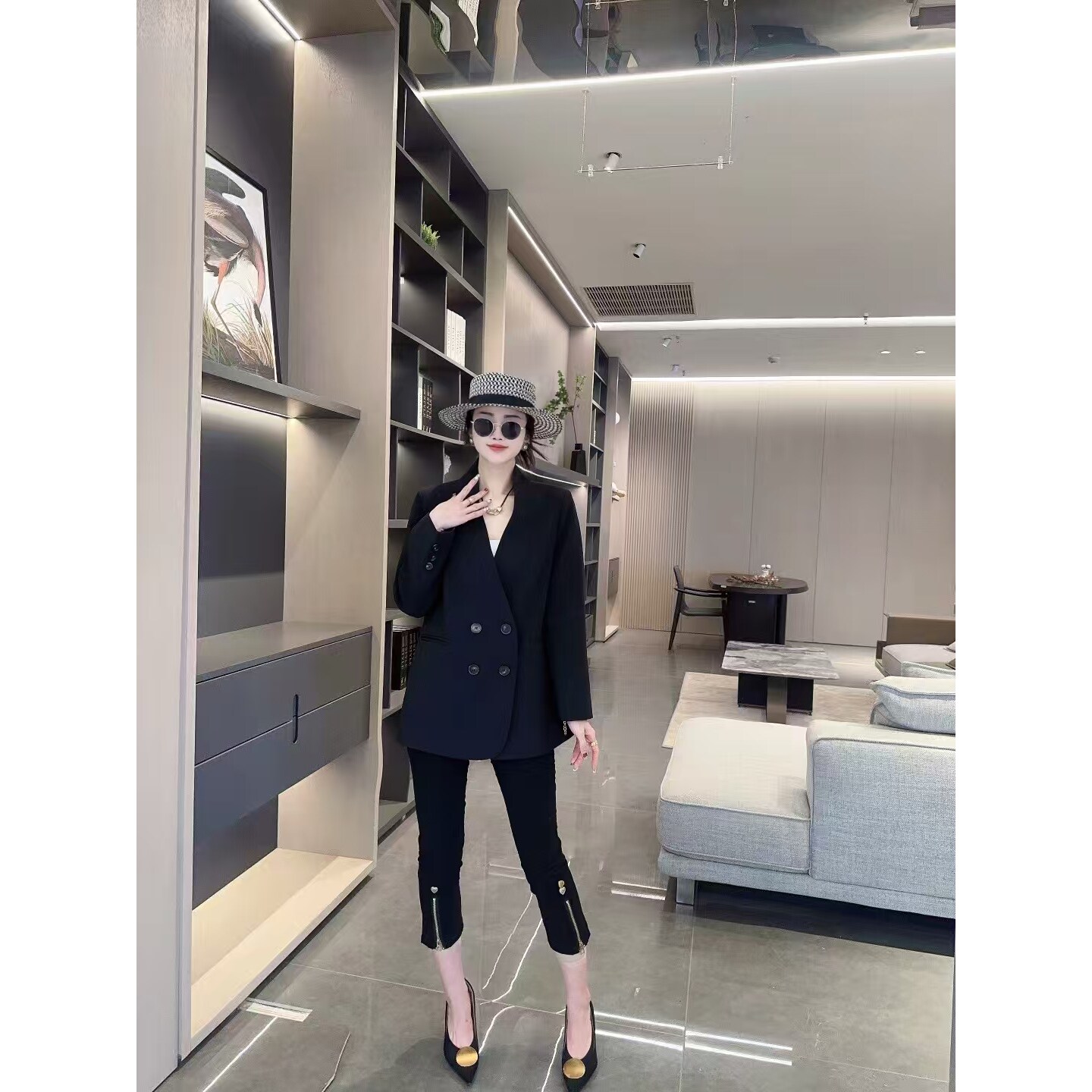 2025春装新款大码女装西装外套胖mm设计感韩版宽松英伦西服