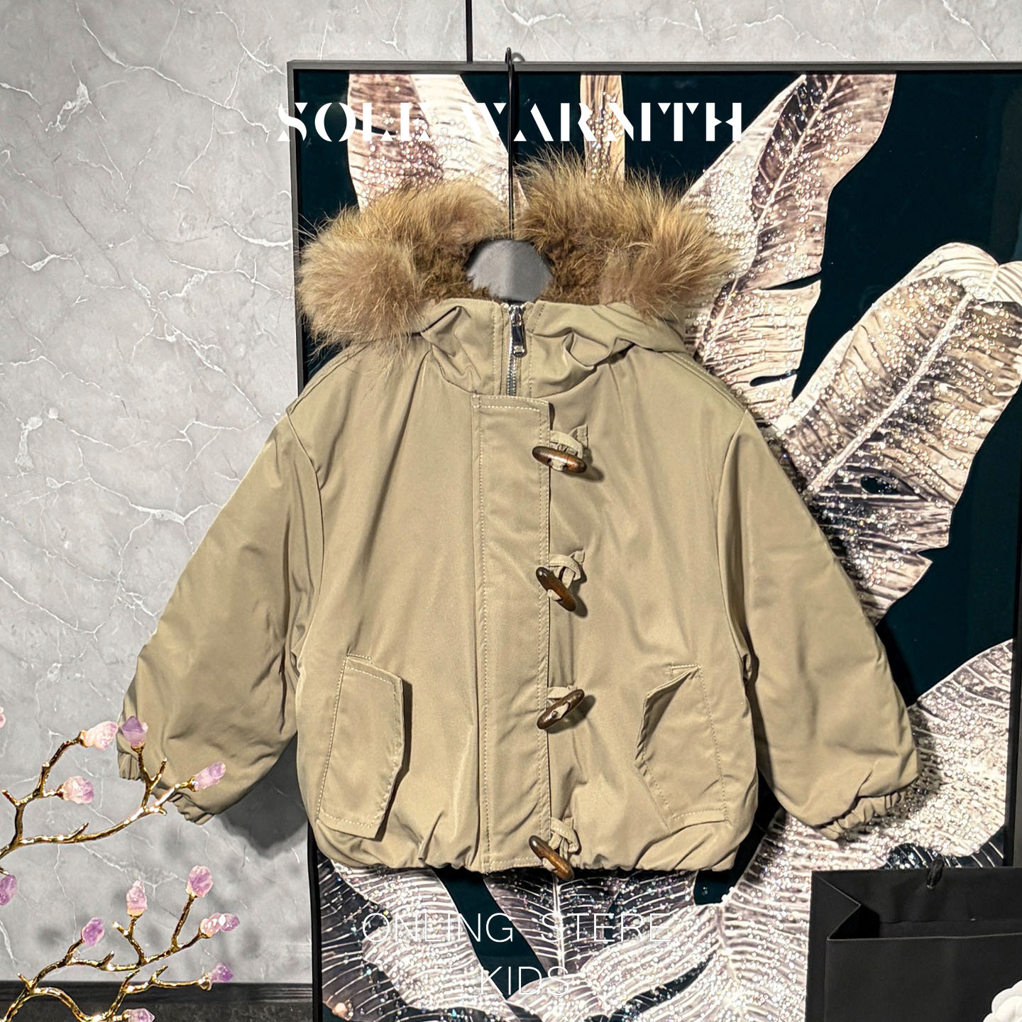 唯暖女童装2025新款推荐毛领外套