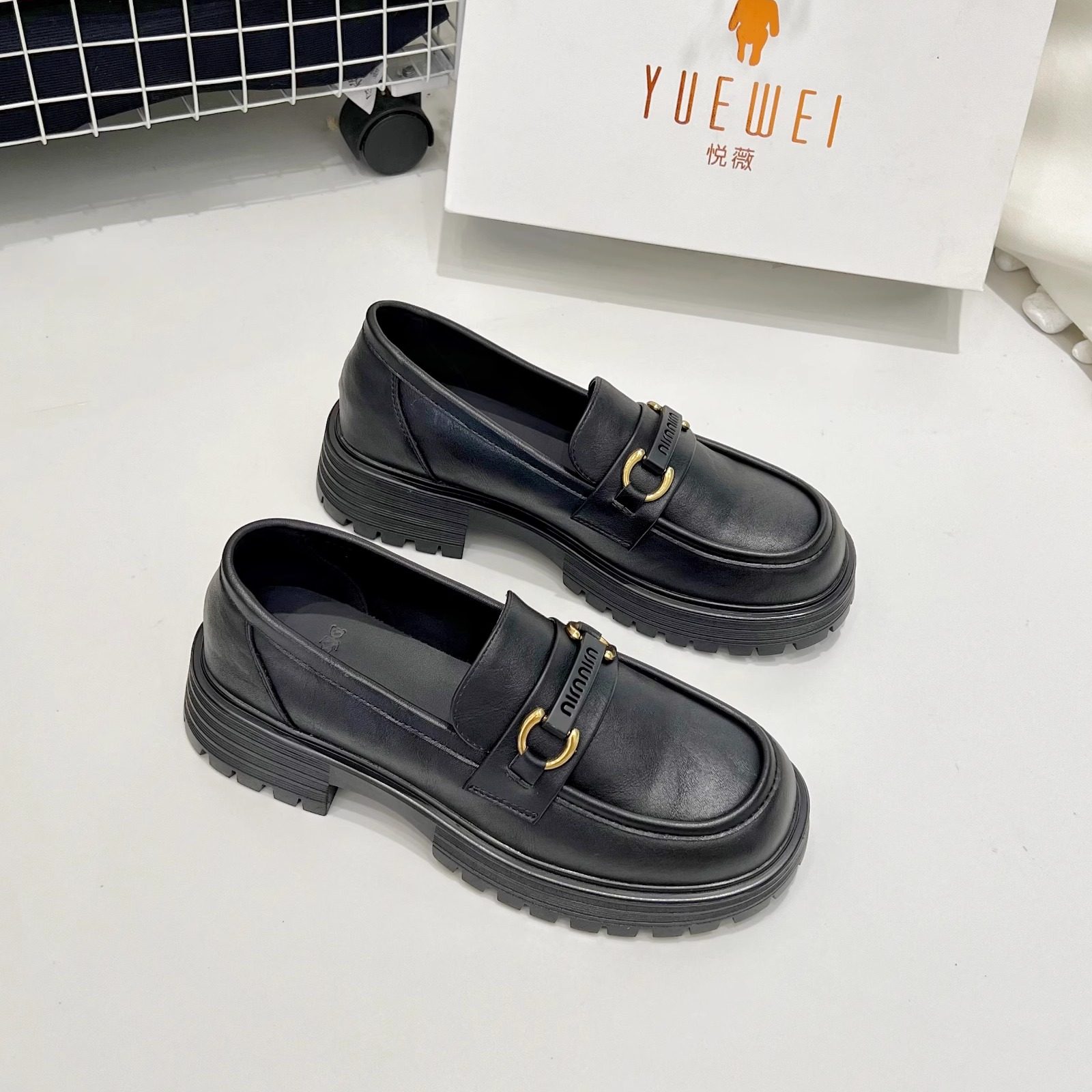 悦薇高品质女鞋厚底乐福鞋通勤黑色英伦小皮鞋软底一脚蹬舒适单鞋,女鞋,乐福鞋（豆豆鞋）,淘宝优惠券,粉丝福利购,淘宝优惠卷