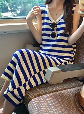 条纹吊带连衣裙女夏装长裙三亚旅行穿搭海边度假沙滩裙小个子裙子