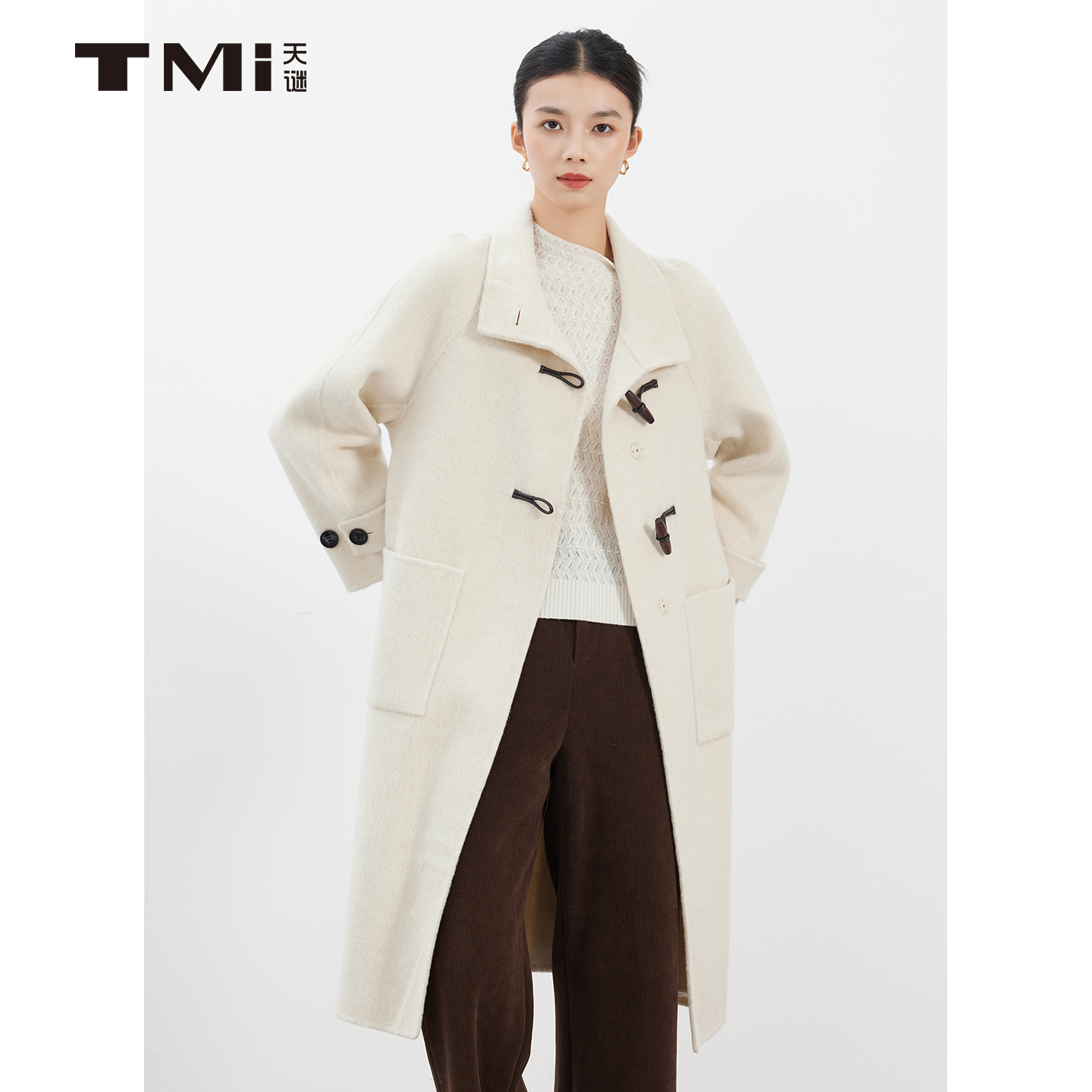 天谜牛角扣中长款翻领毛呢大衣