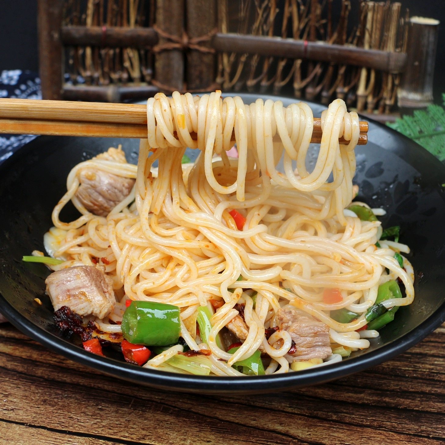 1����Բ���Գ�װ �����׷������ز����ڰ�ɴ�ϸ�׷���ʳ˿���ش���ţ�����׷�10��