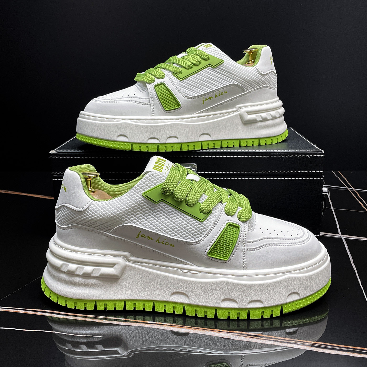 轻便小白鞋男款2025秋季新款白色板鞋厚底增高男鞋百搭休闲运动鞋,流行男鞋,时尚休闲鞋,淘宝优惠券,粉丝福利购,淘宝优惠卷