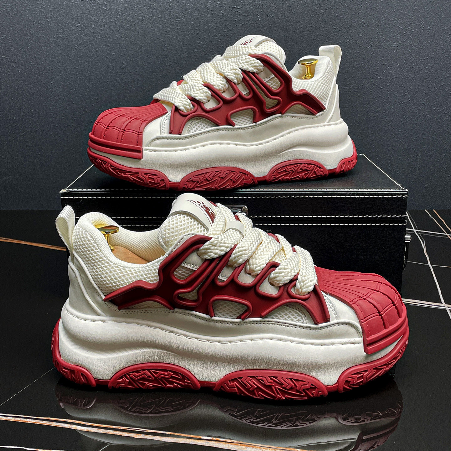 欧洲站男鞋2026夏季透气网面薄款户外徒步鞋软底慢跑鞋百搭运动鞋