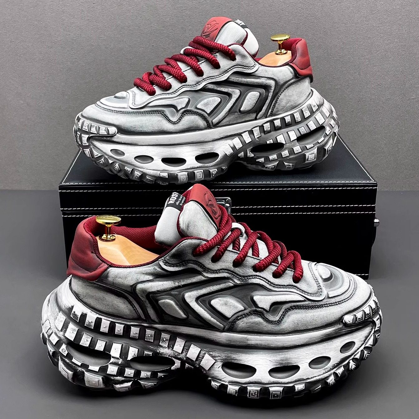 高级感痞帅男鞋2025秋季新款轮胎底复古老爹鞋百搭厚底运动休闲鞋,流行男鞋,老爹鞋,淘宝优惠券,粉丝福利购,淘宝优惠卷