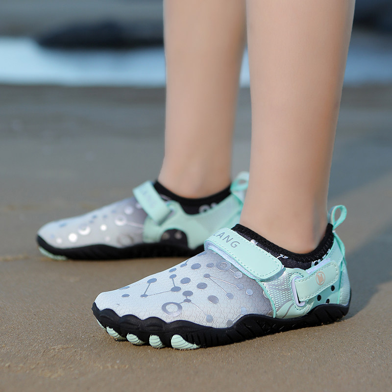 儿童溯溪鞋男女童户外防滑速干沙滩涉水登山鞋游泳健身跳绳攀岩鞋