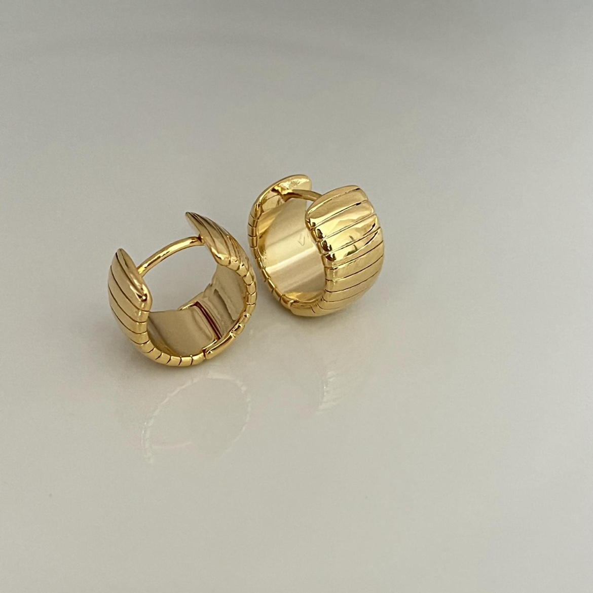 法式螺纹C型耳扣欧美小众设计耳钉金属质感女耳环百搭无耳洞耳夹