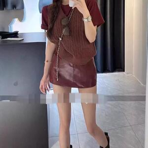 秋季新款时尚套装女麻花针织衫马甲+打底衫T恤+显瘦高腰百搭皮裙