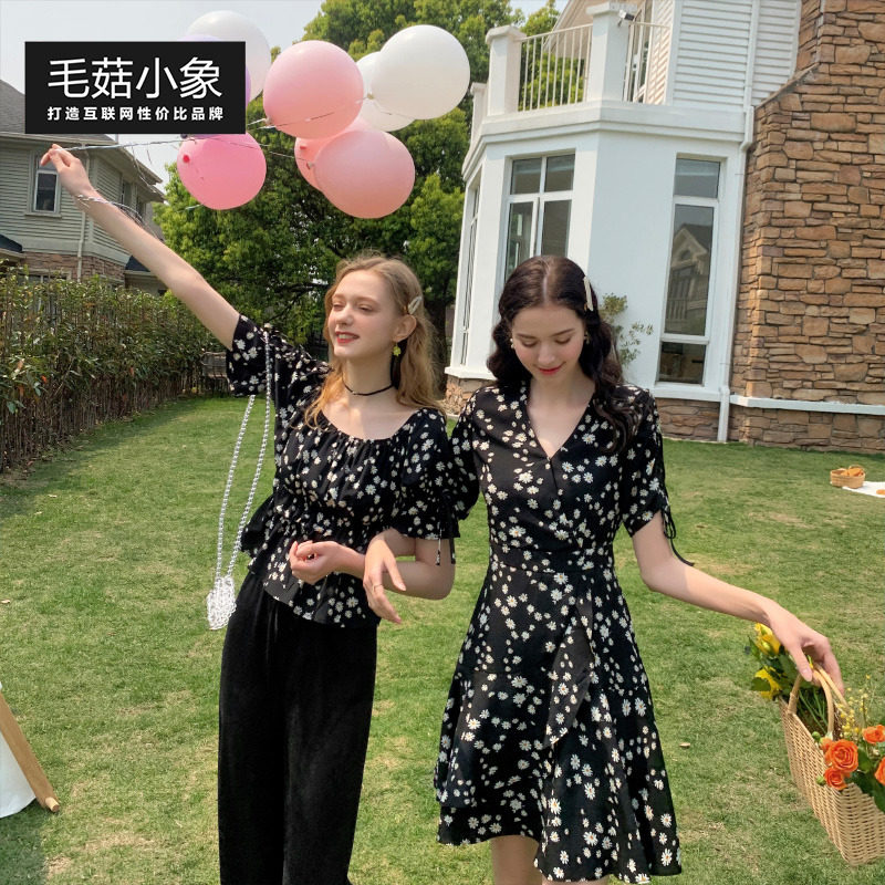 毛菇小象小雏菊雪纺连衣裙2020流行法式长裙女夏显瘦收腰碎花裙子