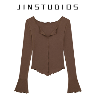 25秋纯欲辣妹风木耳边V领纯色喇叭袖 超短显瘦百搭上衣打底 T恤修身