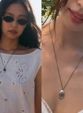 金珍妮jennie蛇眼吊坠项链女锁骨链颈链配饰毛衣链男女情侣定情物