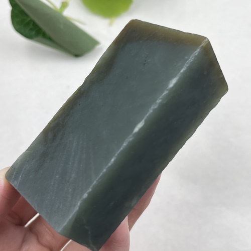 新疆和田玉糖青玉且末牌子手把件边角料玉石料DIY珠子包邮145克t
