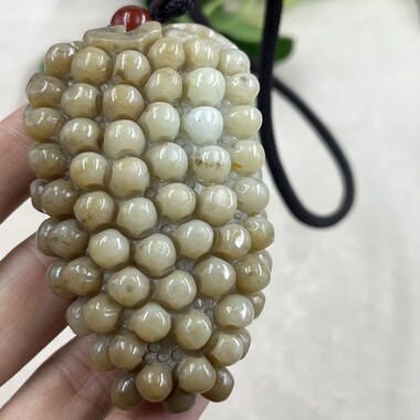 新疆和田玉糖玉红糖且末如意葡萄手把件多子多福挂件吊坠包邮男女