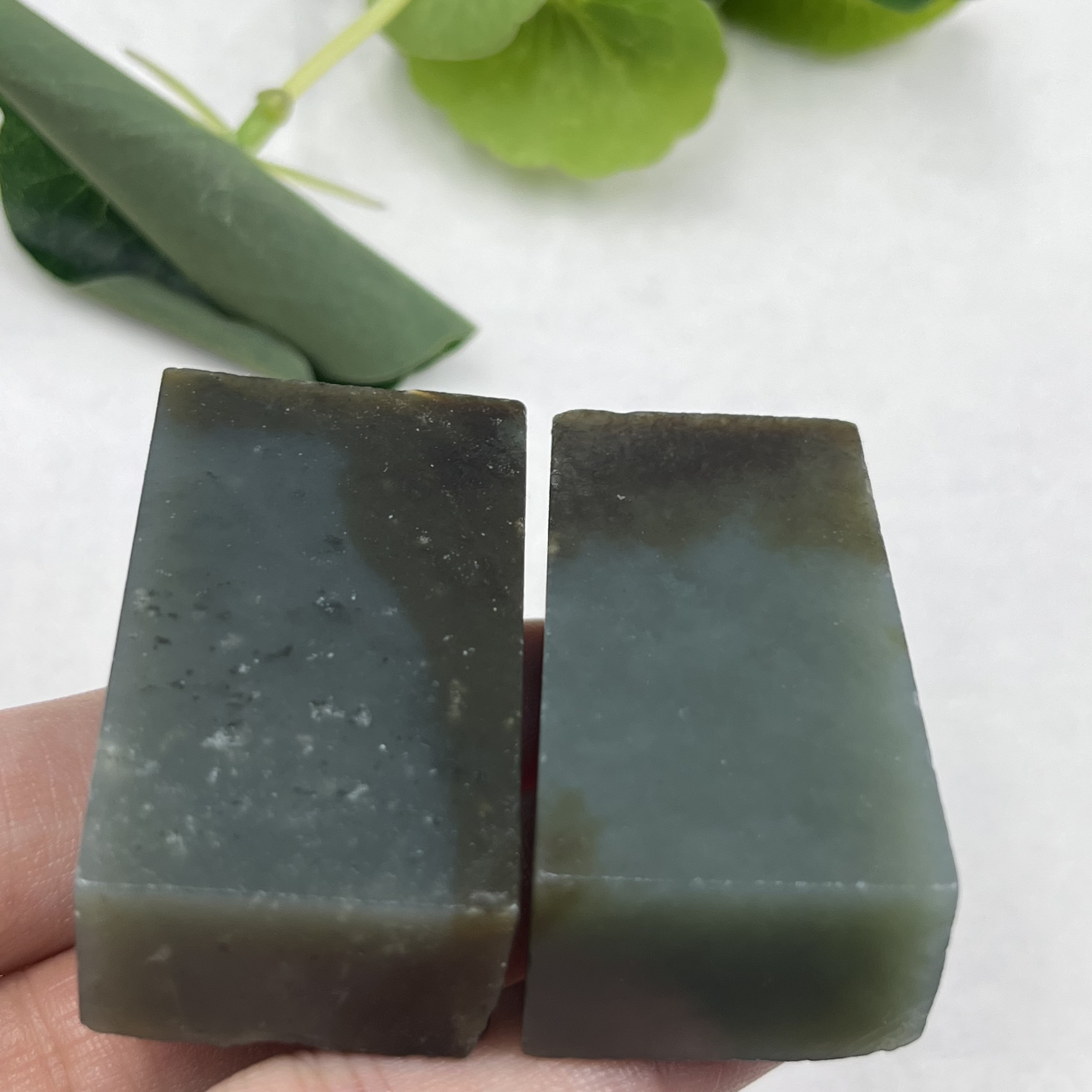 2件价新疆和田玉糖青玉且末牌子边角料玉石料手把件下脚料包邮t