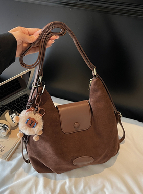 秋冬复古腋下包女大容量通勤单肩包双肩包一包三背