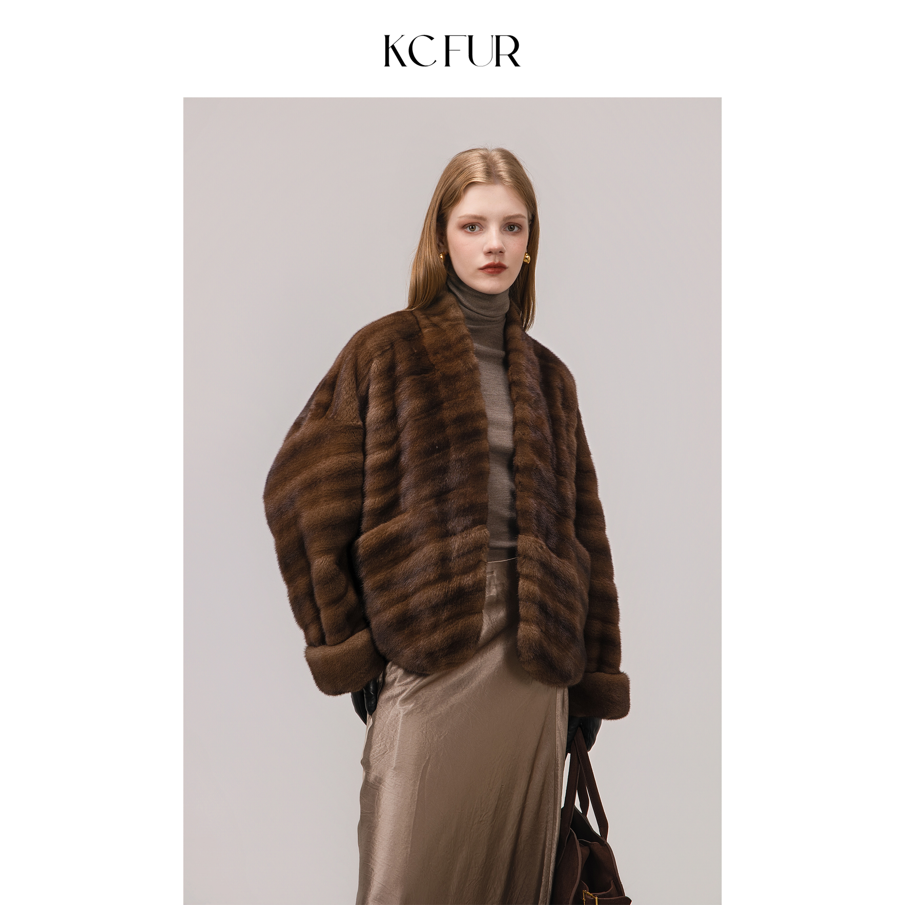 世家级短二短款水貂皮草外套女