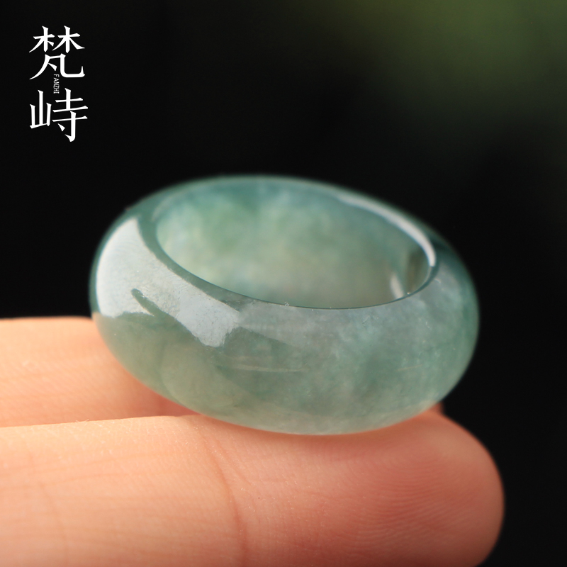 翡翠戒指指环冰种天空蓝