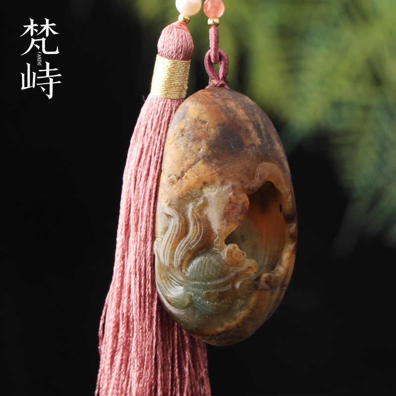 和田玉青玉籽料黃沁金魚滿堂掛件