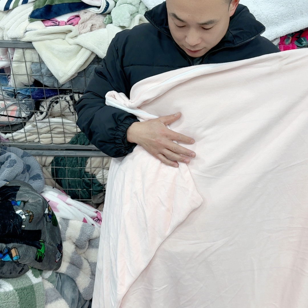 200.230粉宝宝绒被套脏瑕疵送被角绳,居家布艺,家纺布艺/布料面料缝制服务,淘宝优惠券,粉丝福利购,淘宝优惠卷