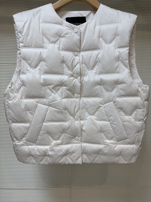 真我永恒2024冬装新款羽绒马甲2441A72038吊牌1199