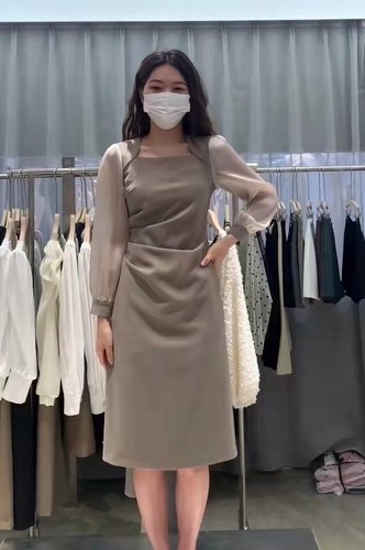 收腰显瘦网纱长袖中长款连衣裙