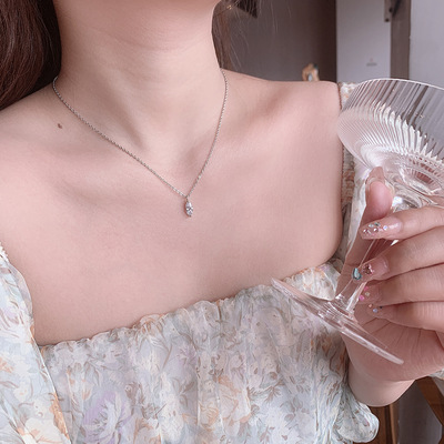 韩国水滴叶子钻石项链轻奢小众高级设计感锁骨链2022年新款女夏