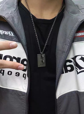 欧美潮牌波西米亚健身哑铃吊牌做旧复古男女项链情侣百搭钛钢饰品