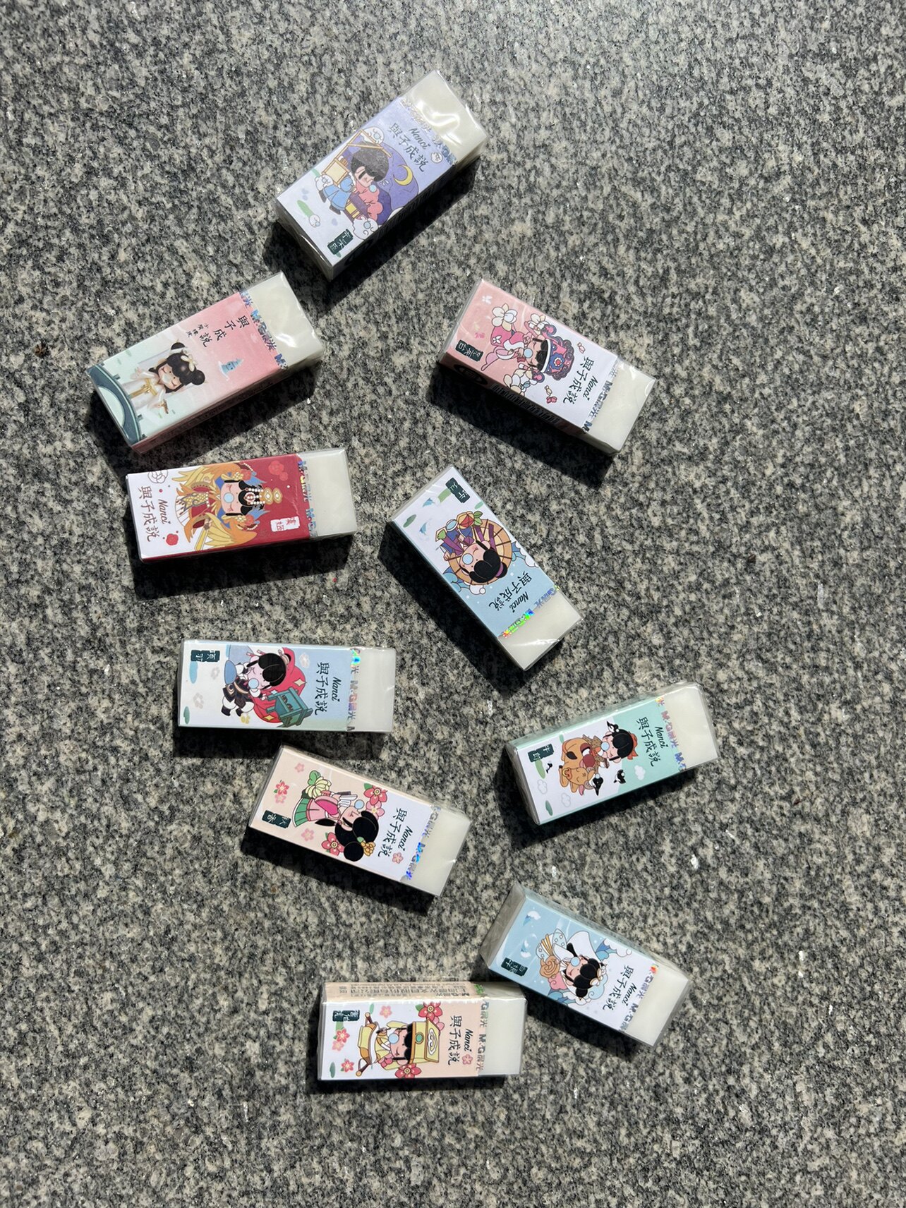 晨光囡茜与子成悦联名橡皮擦4只