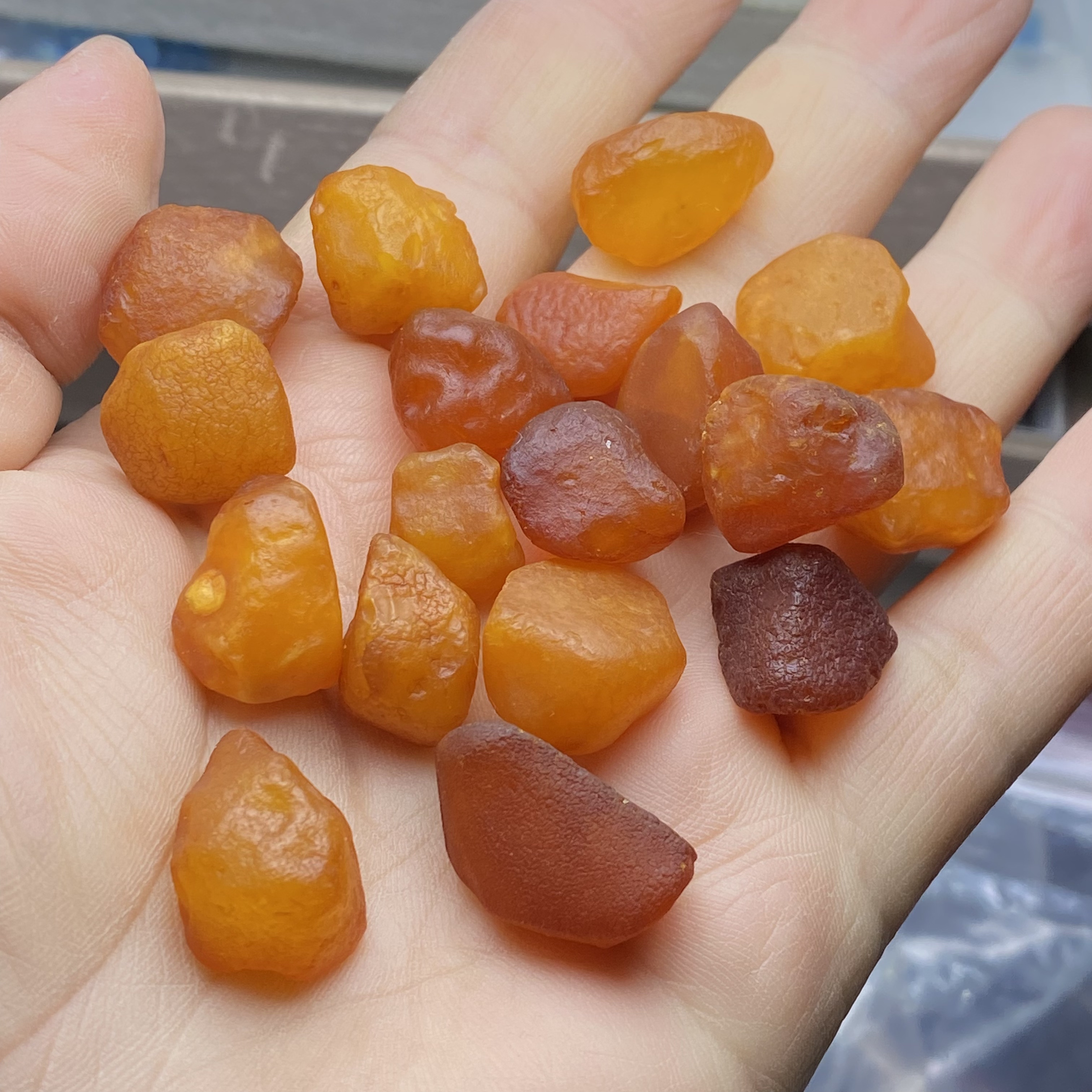 天然琥珀蜜蜡原石随形异形手串手链项链吊坠提溜饰品diy配件配饰