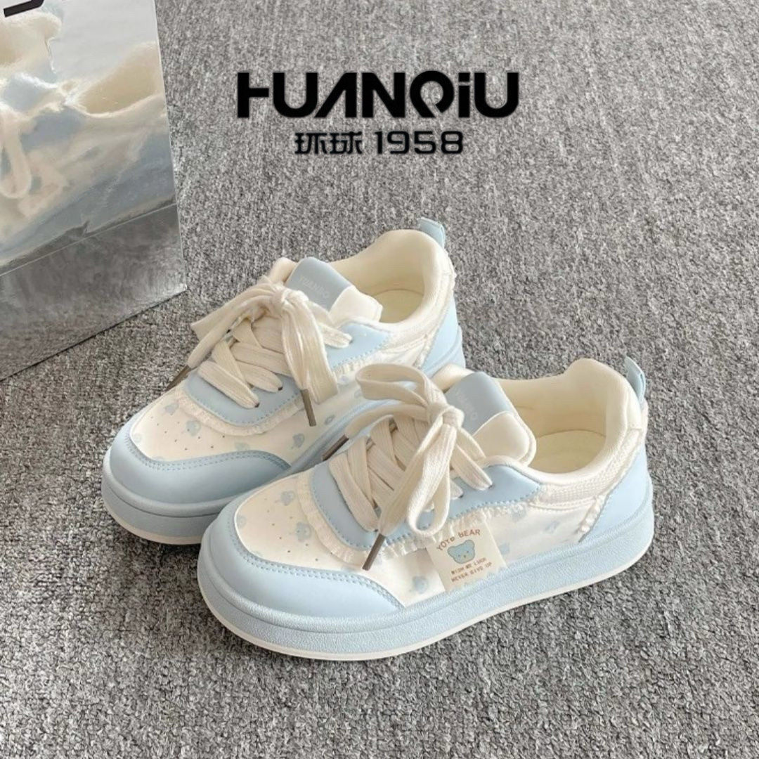 环球韩系百搭板鞋女款2026秋冬新款透气厚底小白鞋配裙子面包鞋潮