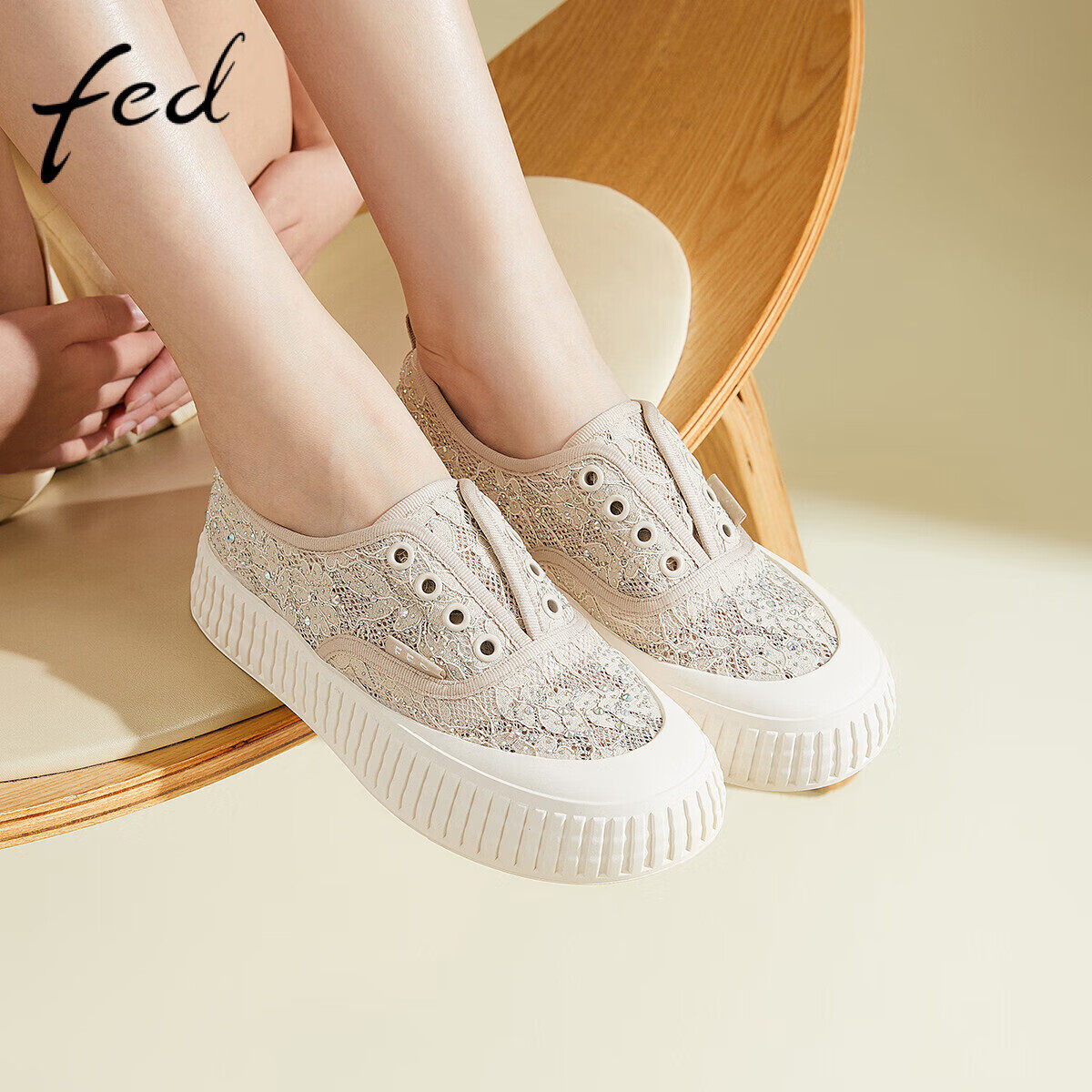 FED【深空星幕】秋季厚底平底帆透气运动休闲鞋水钻小白鞋板鞋女