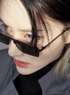 SENIOR GLASSES凹造型墨镜ins网红款街拍方形小框太阳镜防紫外线