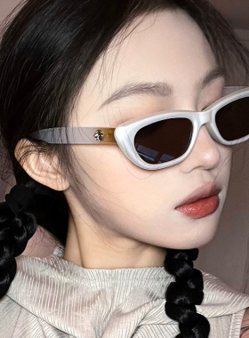 2025新款猫眼墨镜女小脸网红明星王嘉尔同款小框高级感太阳眼镜男