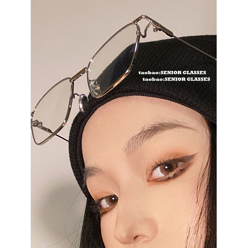 超轻防蓝光金属边方形眼镜框女