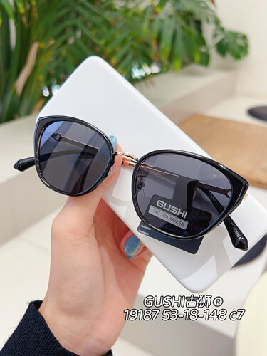 复古超轻蝶形猫眼太阳眼镜女偏光TR90可配近视墨镜男网红素颜防晒