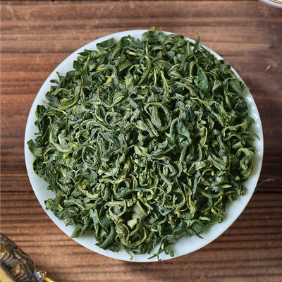 新茶高山云雾绿茶罐装茶叶