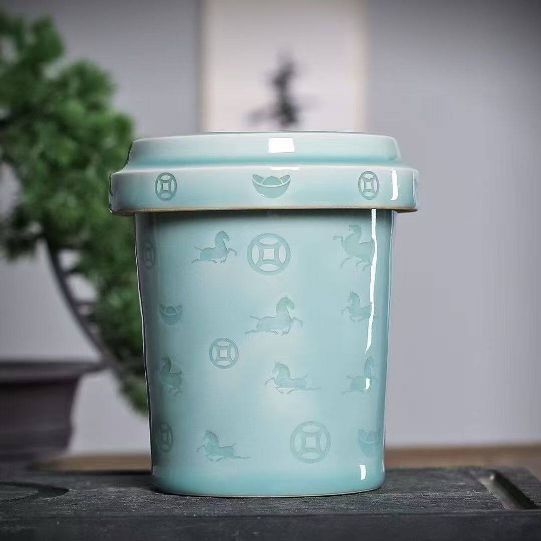 中式龙泉青瓷咖啡杯马上有钱剔釉工艺茶杯功夫茶具创意礼品杯