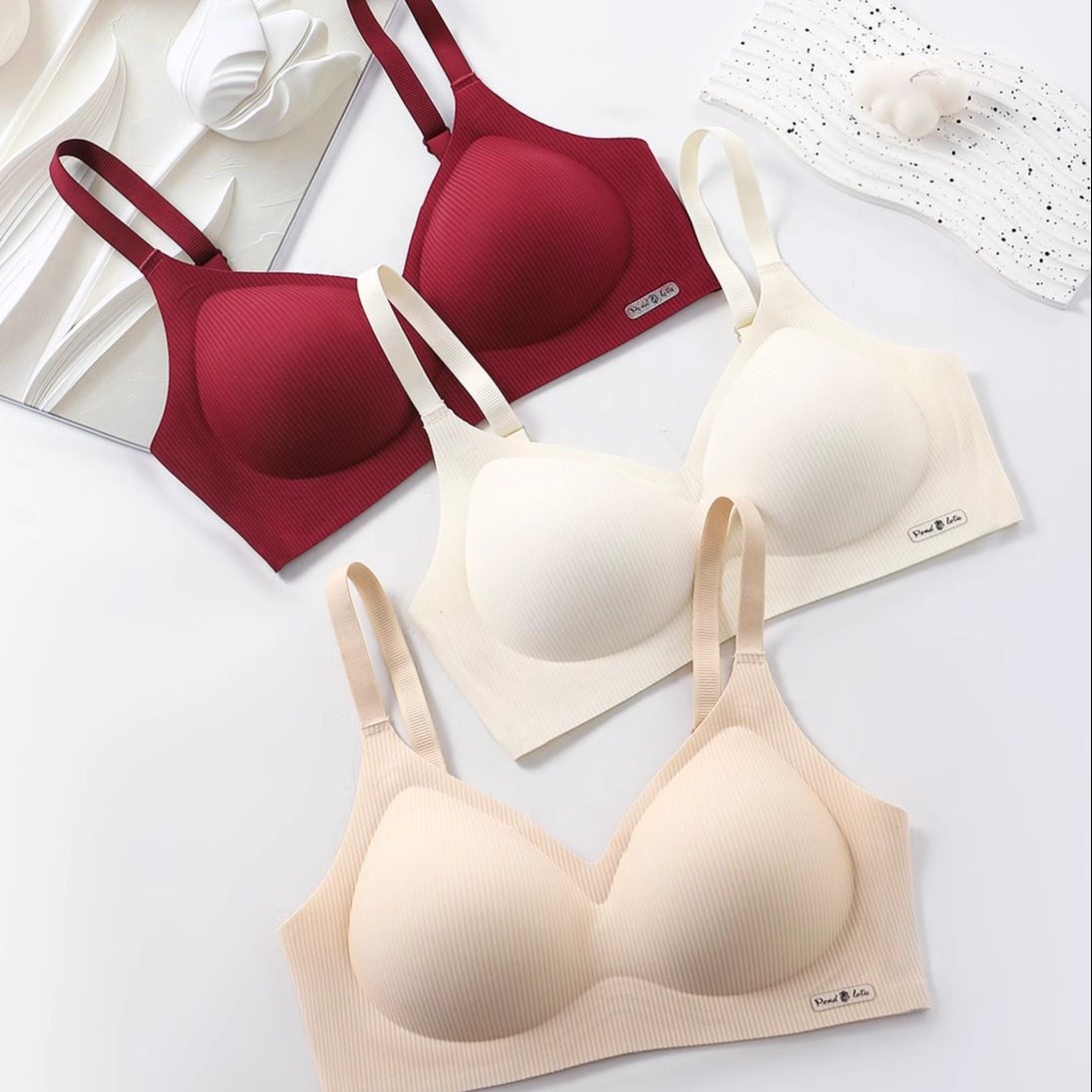 舒适果冻杯AB中厚1.5小胸聚拢不空杯无痕防下垂文胸罩运动内衣女,女士内衣/男士内衣/家居服,文胸,淘宝优惠券,粉丝福利购,淘宝优惠卷