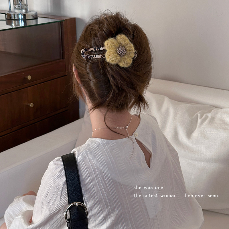 毛绒花朵抓夹女秋冬鸭嘴夹子盘发鲨鱼夹高级感发夹后脑勺发抓发卡,饰品/流行首饰/时尚饰品新,发饰,淘宝优惠券,粉丝福利购,淘宝优惠卷