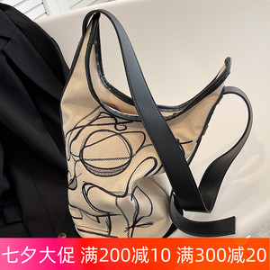 王炸返场~大容量女包2023新款夏季帆布单肩斜挎包爆款水桶包手机