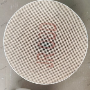 丰田系列    汽车三元催化器载体陶瓷滤芯OBD静音