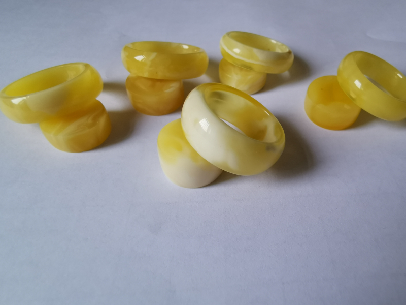 天然琥珀蜜蜡一体指环白花戒指