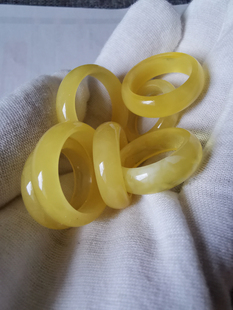 琥珀蜜蜡指环扳指戒指跑环 俄料鸡油黄蜜蜡一体指环戒指个性定制