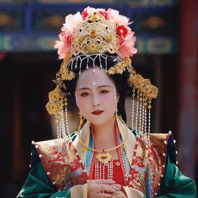 婚礼宋制新娘头饰发饰