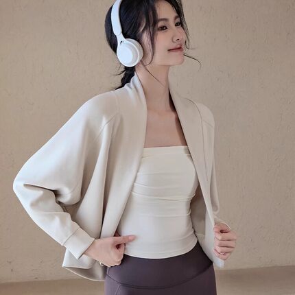 秋冬款瑜伽服外套女披肩外搭运动上衣保暖宽松开衫跑步训练健身服