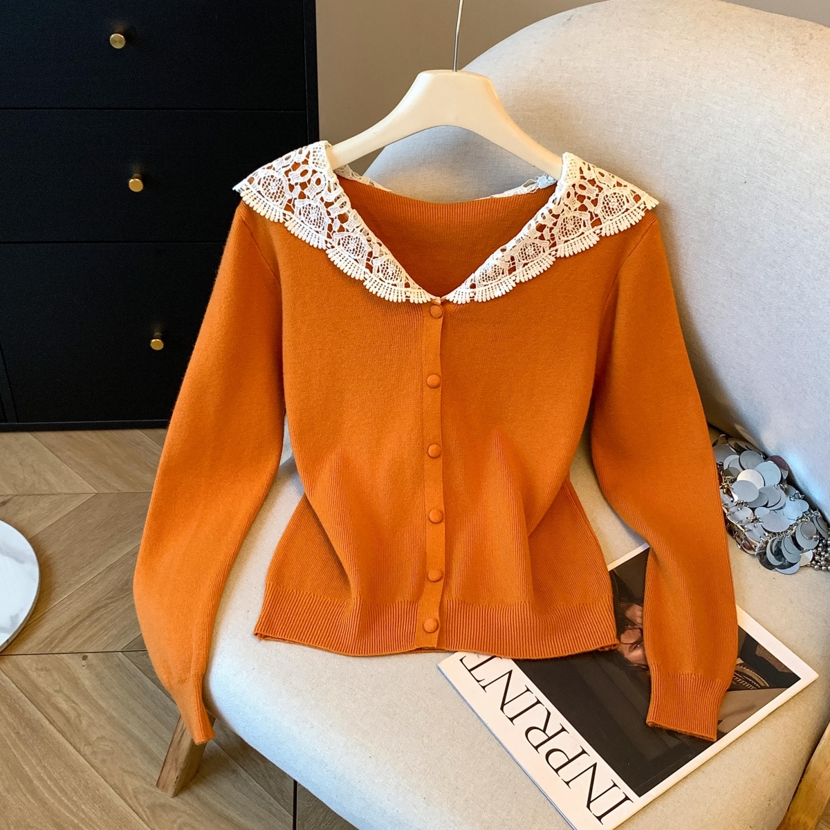 秋冬轻奢甜美风蕾丝拼接设计感长袖针织衫新款气质减龄上衣女，女装针织衫/毛衣，衣嘉衣服饰