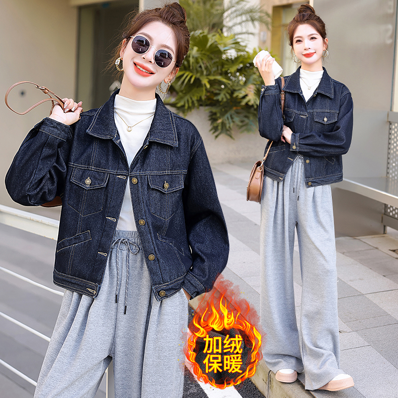 2025秋冬新款丹宁色加绒牛仔外套女小个子短款加厚百搭夹克,女装短外套,衣嘉衣服饰 2025秋冬新款丹宁色加绒牛仔外套女小个子短款加厚百搭夹克,女装短外套,衣嘉衣服饰