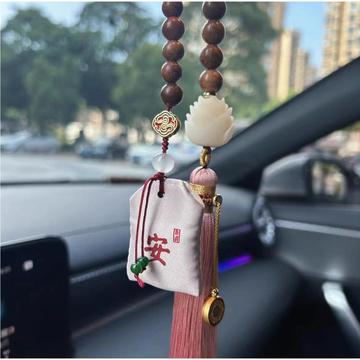 新品上新花梨木汽车挂件樱桃红香囊福袋车内吊坠后视镜流苏装饰品